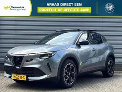 Grijs Gebruikt 2025 Alfa Romeo Junior Edizione Speciale Hatchback | € 38.940 (Iets duurder)