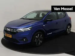 Blauw Gebruikt 2024 Dacia Sandero Expression Hatchback | € 19.940 (Eerlijke prijs)