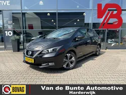 Zwart, metallic lak Gebruikt 2020 Nissan Leaf N-Connecta Hatchback | € 16.750 (Eerlijke prijs)