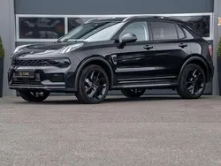 Zwart, metallic lak Gebruikt 2021 Lynk & Co 01 SUV | € 24.950 (Iets duurder)