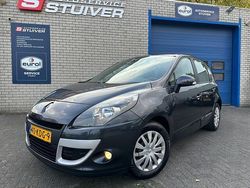 Grijs Gebruikt 2009 Renault Scénic III Business MPV | € 1.999 (Eerlijke prijs)