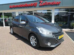 Grijs Gebruikt 2014 Peugeot 208 Style Hatchback | € 8.250 (Eerlijke prijs)