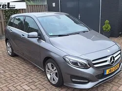 Grijs Gebruikt 2016 Mercedes B180 Prestige MPV | € 16.945 (Eerlijke prijs)