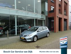 Blauw Gebruikt 2014 Toyota Auris Hybrid Hatchback | € 14.777 (Eerlijke prijs)