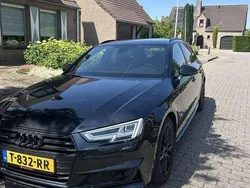 Blauw Gebruikt 2017 Audi A4 Stationwagen | € 27.950 (Iets duurder)