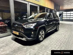 Zwart Gebruikt 2019 Toyota RAV4 Business Edition SUV | € 26.495 (Eerlijke prijs)