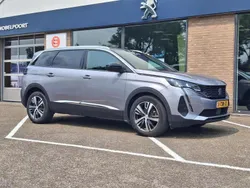 Grijs Gebruikt 2023 Peugeot 5008 Allure MPV | € 33.045 (Iets duurder)