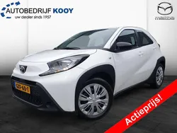 Wit Gebruikt 2024 Toyota Aygo Business Edition Hatchback | € 16.595 (Super prijs)