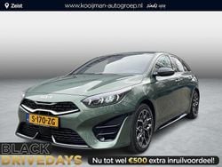 Experience green m Gebruikt 2023 Kia ProCeed GT-Line Hatchback | € 31.900 (Eerlijke prijs)