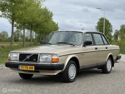 Beige Gebruikt 1989 Volvo 240 Sedan | € 6.950