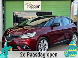 Rood, metallic lak Gebruikt 2017 Renault Scénic IV Zen MPV | € 12.950 (Super prijs)