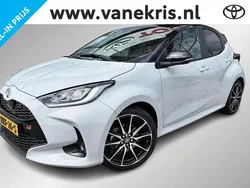 Grijs Gebruikt 2024 Toyota Yaris Hybrid Sport Hatchback | € 29.899 (Eerlijke prijs)