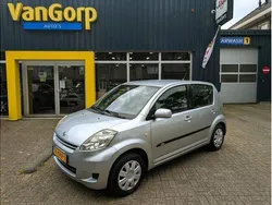Grijs Gebruikt 2009 Daihatsu Sirion Hatchback | € 3.995 (Iets duurder)