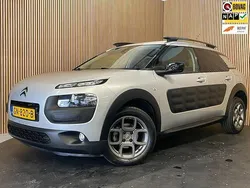 Grijs, metallic lak Gebruikt 2015 Citroën C4 Cactus PureTech Hatchback | € 8.750 (Eerlijke prijs)