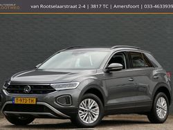 Grijs Gebruikt 2023 VW T-Roc SUV | € 25.450 (Eerlijke prijs)
