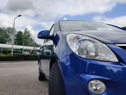 Blauw Gebruikt 2010 Hyundai i20 Classic Sedan | € 3.999 (Eerlijke prijs)