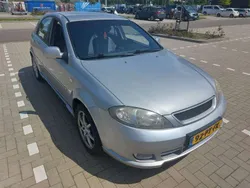 Zilver Gebruikt 2004 Chevrolet Lacetti Hatchback | € 1.500