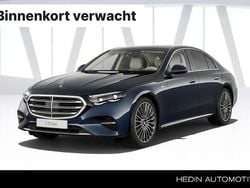 Blauw Nieuw 2025 Mercedes E300 Exclusive Sedan | € 87.465 (Goede deal)