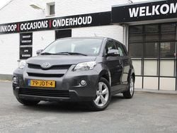 Grijs Gebruikt 2009 Toyota Urban Cruiser SUV | € 6.450 (Eerlijke prijs)