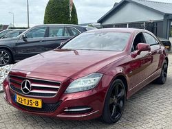 Rood Gebruikt 2011 Mercedes CLS350 Sedan | € 19.950 (Goede deal)