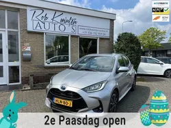 Grijs Gebruikt 2023 Toyota Yaris Business Edition Hatchback | € 22.950 (Eerlijke prijs)