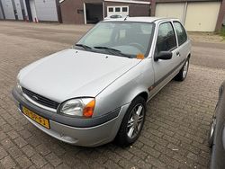 Grijs (metallic) Gebruikt 2000 Ford Fiesta Hatchback | € 690 (Eerlijke prijs)