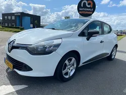 Wit Gebruikt 2014 Renault Clio IV Authentique Hatchback | € 4.500 (Duur)