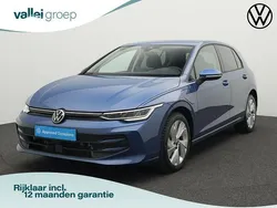 Blauw, metallic lak Nieuw 2025 VW Golf VIII Edition Hatchback | € 36.900 (Eerlijke prijs)