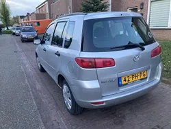 Grijs Gebruikt 2004 Mazda 2 Exclusive Stationwagen | € 750 (Eerlijke prijs)