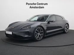 Grijs Gebruikt 2024 Porsche Taycan Sport Turismo Sedan | € 109.950