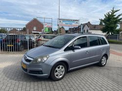 Grijs Gebruikt 2007 Opel Zafira Executive MPV | € 2.495 (Eerlijke prijs)
