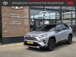 Grijs Gebruikt 2021 Toyota RAV4 Hybrid Style SUV | € 34.950 (Goede deal)
