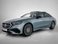 Licht verdezilver metaalkleur metallic Nieuw 2025 Mercedes 300 Sport Edition Sedan | € 82.916