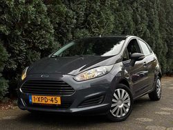 Grijs Gebruikt 2013 Ford Fiesta Style Hatchback | € 5.000 (Goede deal)