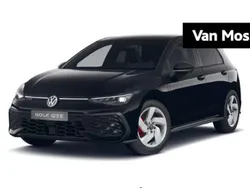 Zwart Nieuw 2025 VW Golf VIII GTE Hatchback | € 52.600 (Iets duurder)