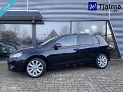 Zwart (metallic) Gebruikt 2009 VW Golf VI Highline Hatchback | € 4.997 (Iets duurder)