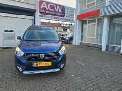 Blauw Gebruikt 2018 Dacia Dokker Stepway Van | € 12.450 (Goede deal)