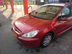 Rood Gebruikt 2005 Peugeot 307 Premium Stationwagen | € 2.050 (Eerlijke prijs)