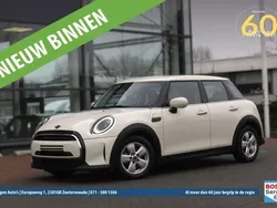 Wit Gebruikt 2022 Mini ONE Hatchback | € 21.950 (Iets duurder)