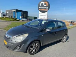 Grijs Gebruikt 2011 Opel Corsa Cosmo Hatchback | € 1.250 (Goede deal)