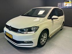 Wit Gebruikt 2016 VW Touran MPV | € 6.999 (Duur)