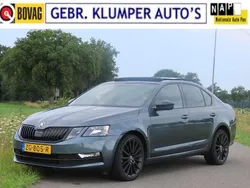 Grijs, metallic lak Gebruikt 2019 Skoda Octavia Sport Sedan | € 12.990 (Eerlijke prijs)