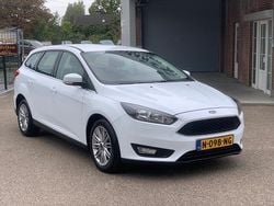 Wit Gebruikt 2018 Ford Focus Stationwagen | € 8.975 (Super prijs)