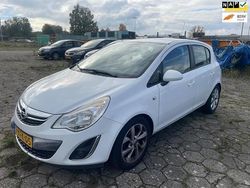 Wit Gebruikt 2013 Opel Corsa Design Edition Hatchback | € 1.499 (Goede deal)