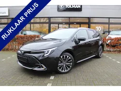 Zwart Nieuw 2025 Toyota Corolla Stationwagen | € 43.950