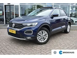 Blauw, metallic lak Gebruikt 2019 VW T-Roc Style SUV | € 25.400 (Eerlijke prijs)