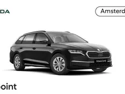 Zwart, metallic lak Nieuw 2024 Skoda Octavia Selection Stationwagen | € 33.949 (Goede deal)