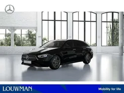 Zwart Nieuw 2025 Mercedes CLA250e Shooting Brake AMG line Stationwagen | € 52.480 (Iets duurder)