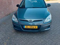 Grijs Gebruikt 2009 Hyundai i30 Active MPV | € 2.700 (Goede deal)
