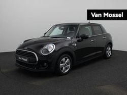 Zwart Gebruikt 2021 Mini ONE Hatchback | € 17.400 (Goede deal)